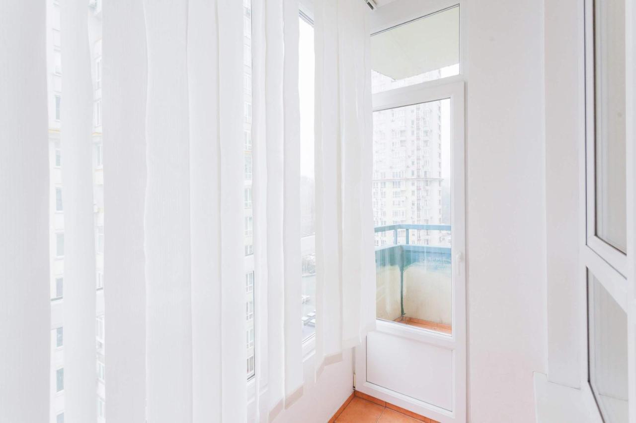 Navit Apartments With Breakfast, Near The Railway Station, The City Center, The Park Kiev Exterior foto