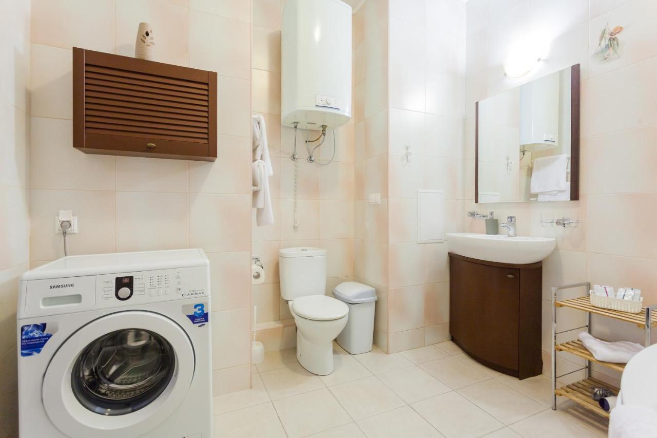 Navit Apartments With Breakfast, Near The Railway Station, The City Center, The Park Kiev Exterior foto